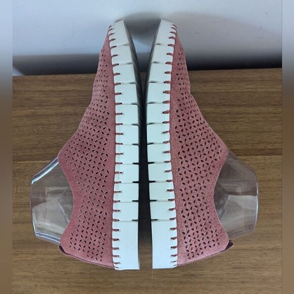 Jeffrey Campbell Tiles Slip-On Pink Perforated Sneakers sz 8 EUC - Picture 7 of 10
